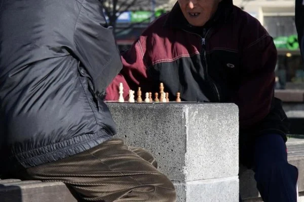 ATP巴黎大师赛阿尔卡拉斯室内硬地冲冠与辛纳争冠前景深度分析